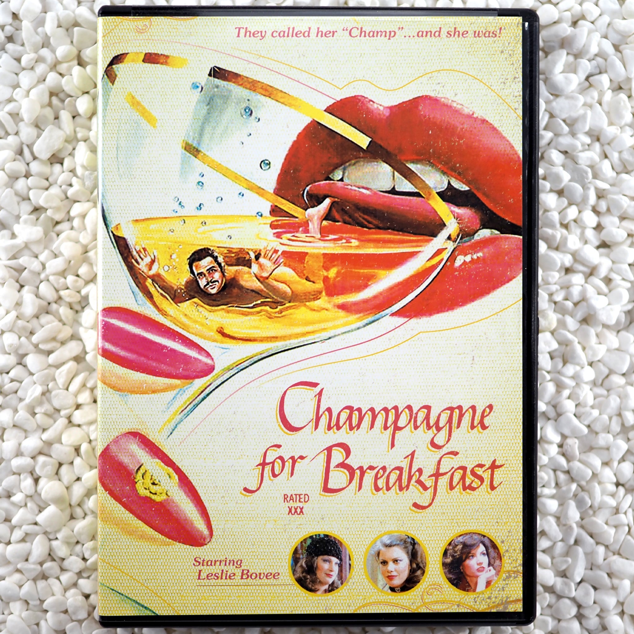 Champagne For Breakfast – Mélusine